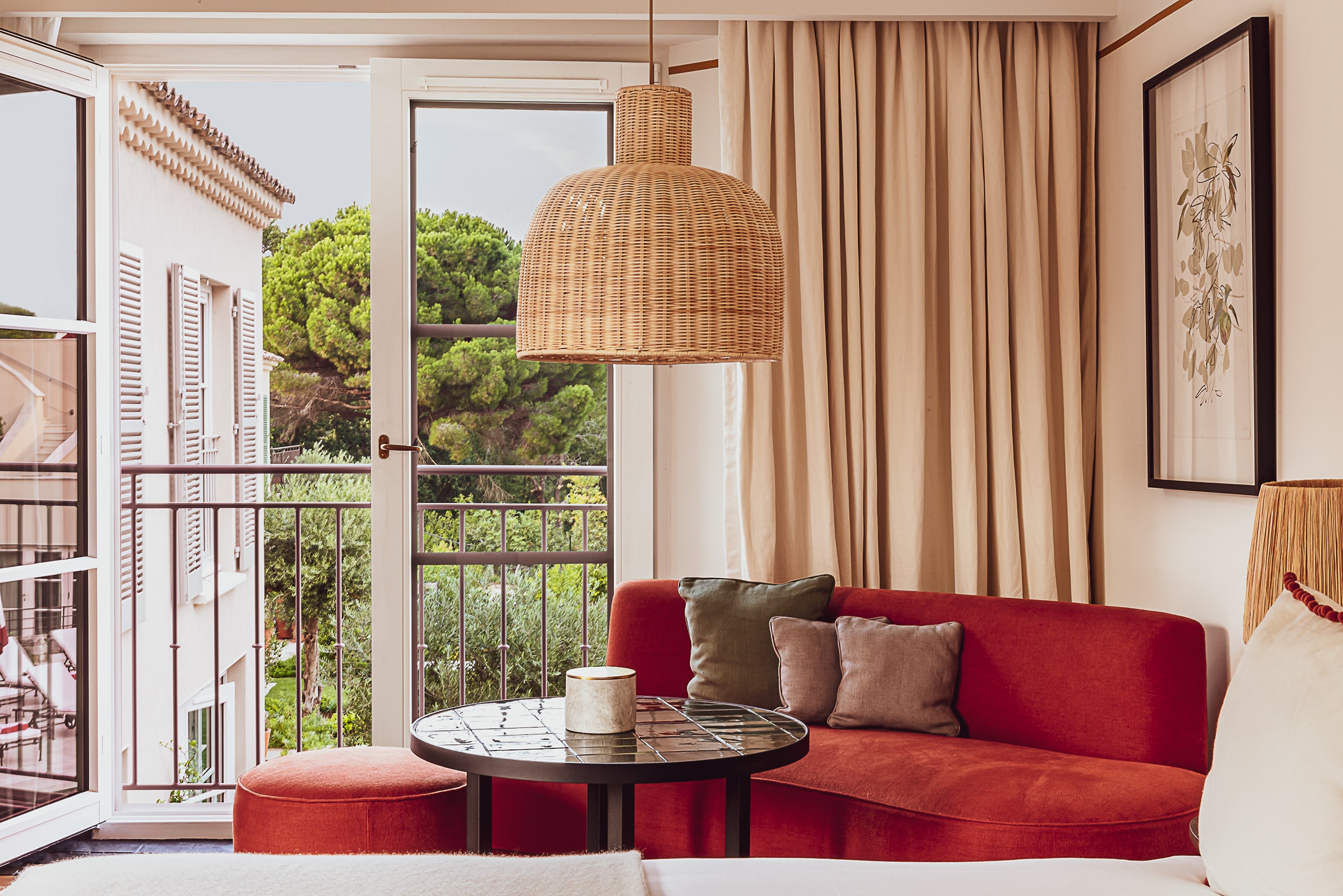 Lou Pinet Prestige Room @Mr. Tripper