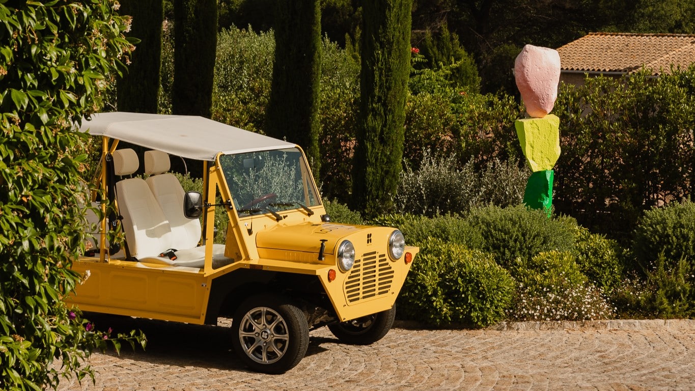Moke jaune Lou Pinet Nolwenn Pernin